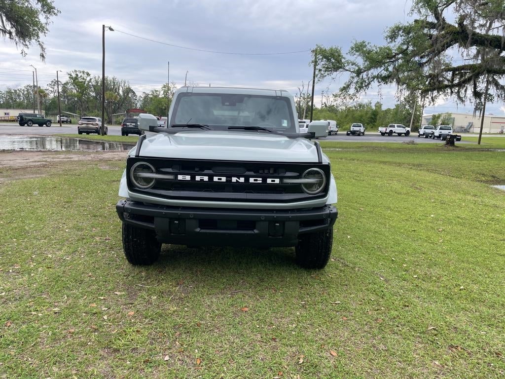 2024 Ford Bronco Outer Banks 4x4 4dr